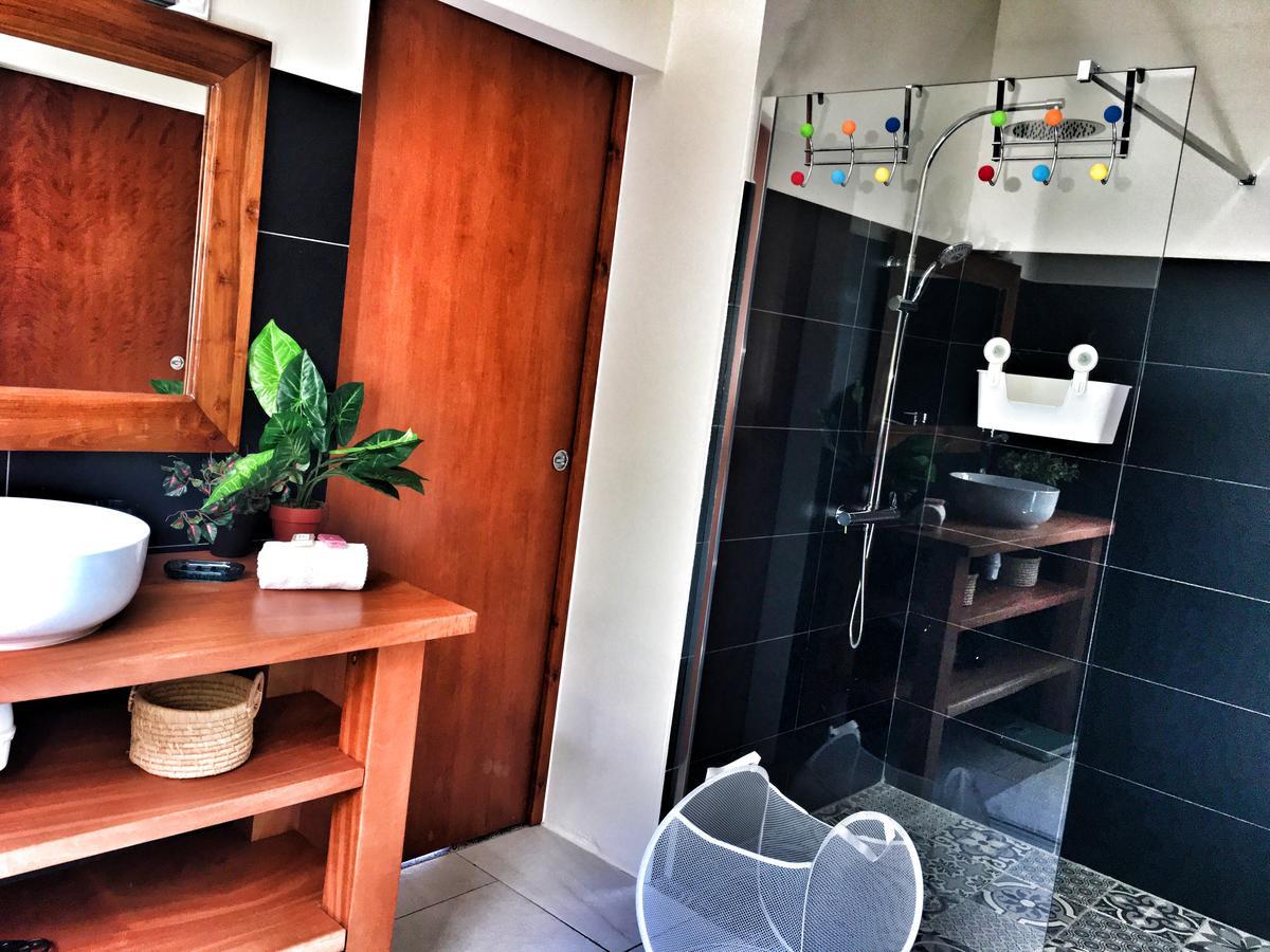 Du Cote De Chez Swann Villa Deshaies Ngoại thất bức ảnh